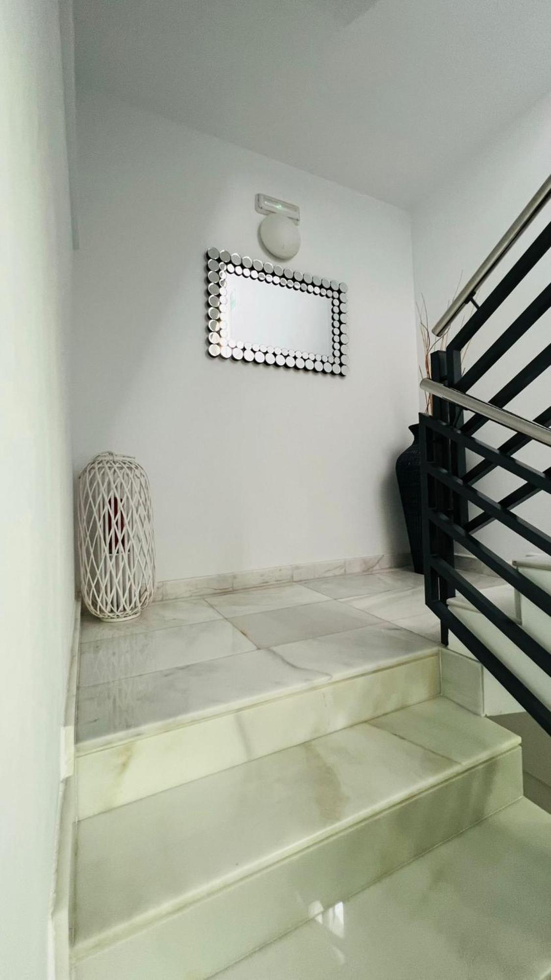 Bajondillo Beach Cozy Inns (Adults Only) Torremolinos Exteriör bild
