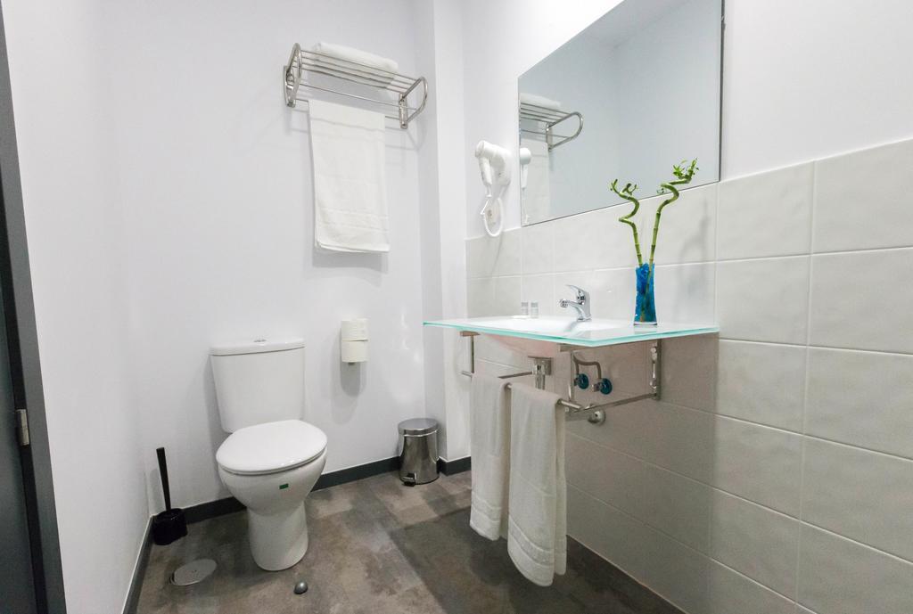 Bajondillo Beach Cozy Inns (Adults Only) Torremolinos Exteriör bild